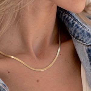 Gold herringbone flat chain necklace